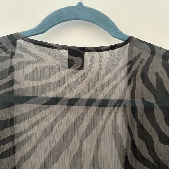 Betsey Johnson Gray Black Zebra Print Sheer Short Kimono OSFA Y2K Dark Boho - Picture 8 of 13